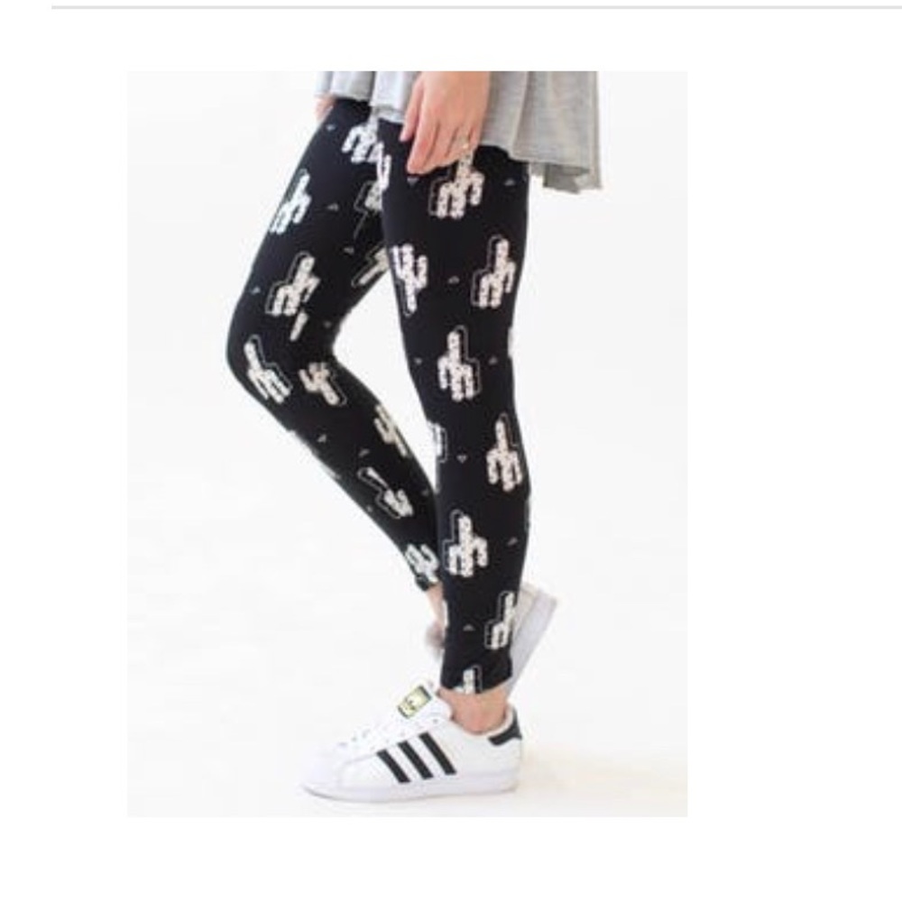 Agnes & Dora NWT GOOB Leggings